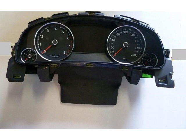 Панель приборов 7P6920882K   Volkswagen Touareg II       