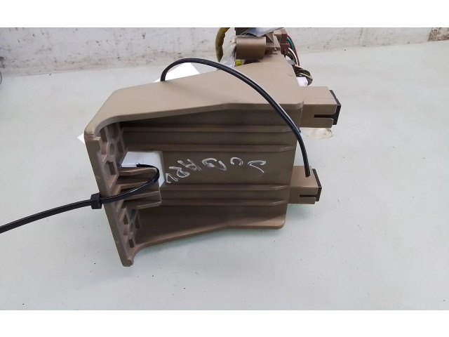   Pojistková skříňka 82201AG040   Subaru Outback 2007