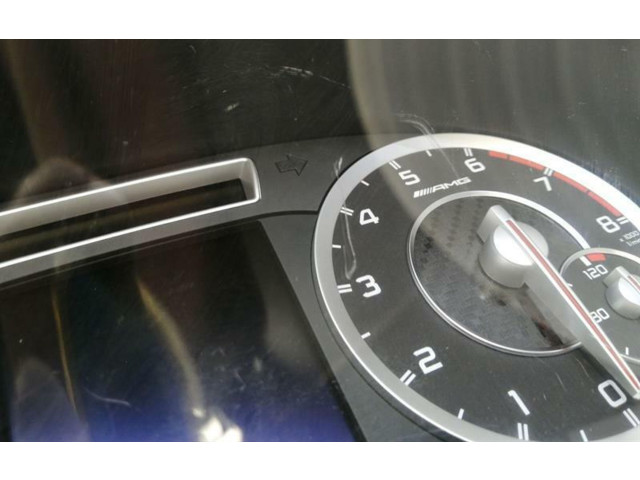 Přístrojová deska  Mercedes-Benz A W176 2014 A1769000002  