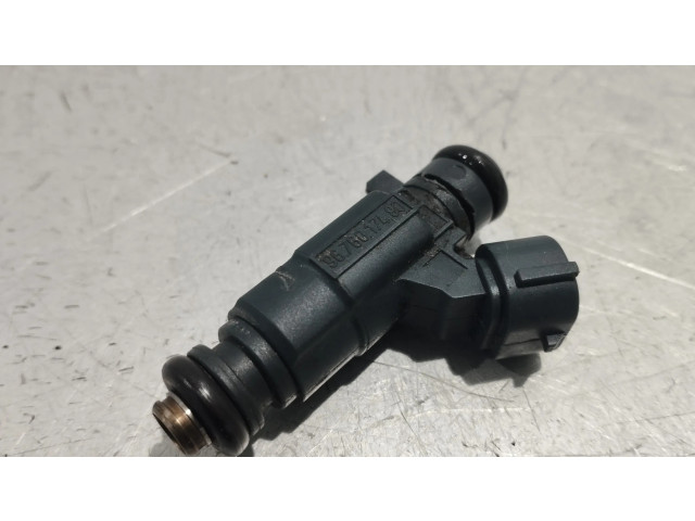 Vstřikovač 9676017480   Peugeot 2008 I  pro benzínový motor 1.2  