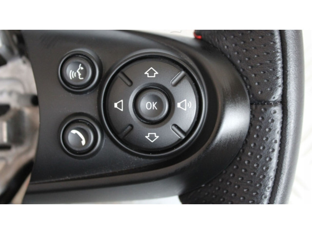 Volant Mini Clubman F54    