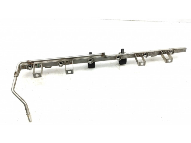 Vstřikovací lišta 1437442   BMW Z4 E85 E86  pro benzínový motor 3.0 306S3 M54B30 