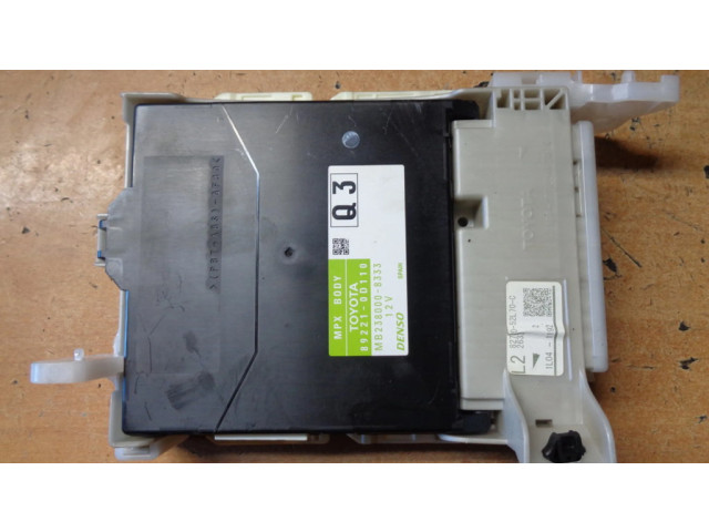   Pojistková skříňka 892210D110, 8273052L70C   Toyota Yaris 2012