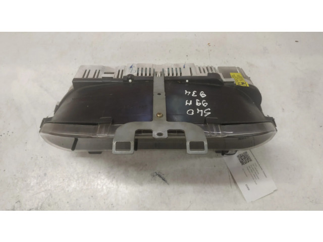 Панель приборов 30857571, SW30887708A   Volvo S40, V40       