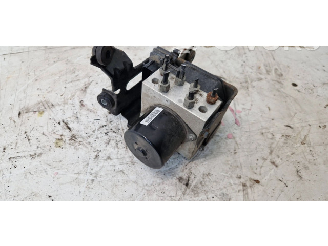 Jednotka ABS 13332549   Saab 9-5 2010