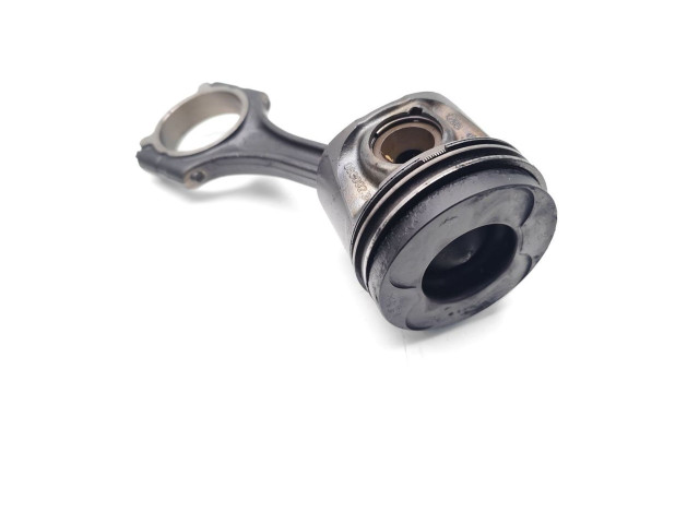 Píst OM640.940, 640.940   Mercedes-Benz A W169    OM640.940 