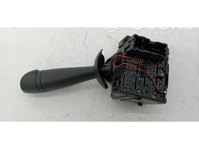 Переключатель дворников E10646793   Renault Sandero I