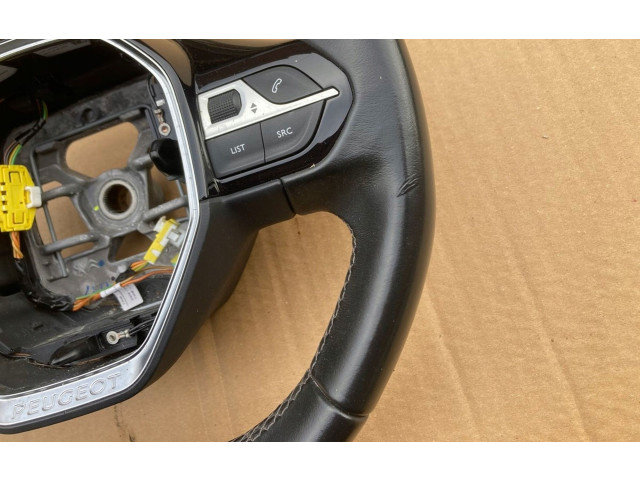 Volant Peugeot 3008 II 2017 98105487AU, 2017R  