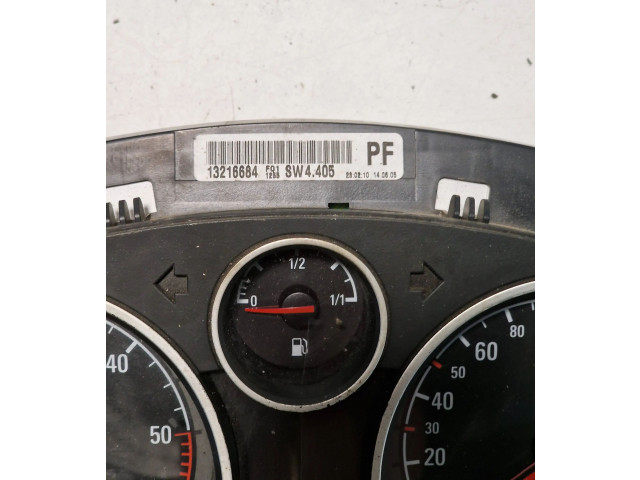 Přístrojová deska  Opel Astra H 2008 13216684, SW4405  