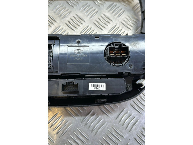 Блок управления климат-контролем 97250B2XXX   KIA Soul
