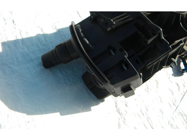 Ручка стеклоочистителей 255671827R, 3255180509   Renault Kangoo II