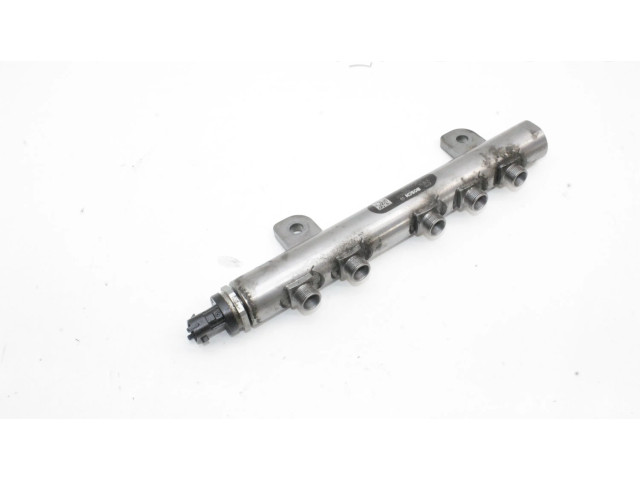 Vstřikovací lišta 0445216050, 35032008F   Maserati Quattroporte    M 15746 D 
