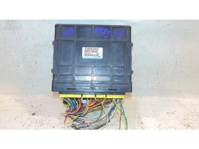 Блок управления двигателя MD356552, MR578640   Mitsubishi Colt