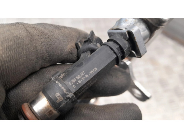 Vstřikovač BR3E9F792GD, 0280158227   Ford F150  pro benzínový motor 5.0  