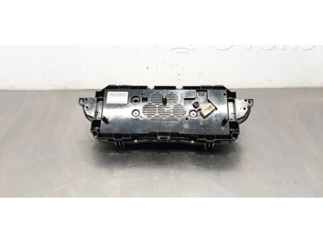 Přístrojová deska  Peugeot 5008 II 2020 9832381580  