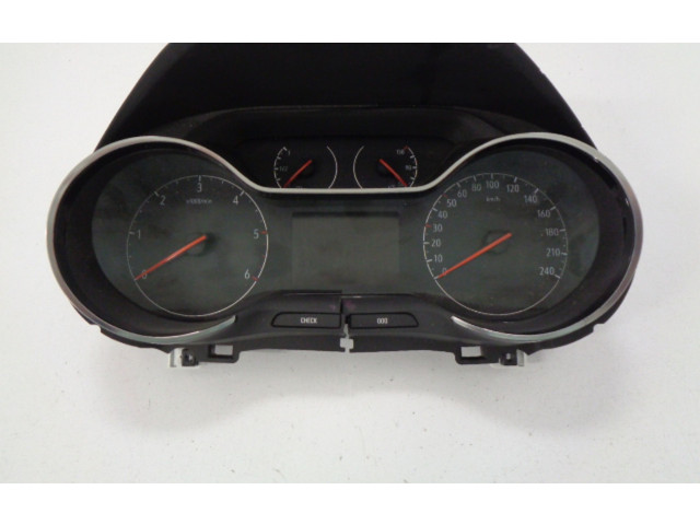 Přístrojová deska  Opel Crossland X 2019 9826136080  