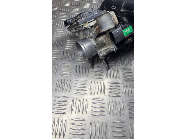 Дроссельная заслонка MN149258, MN143824   Mitsubishi Colt