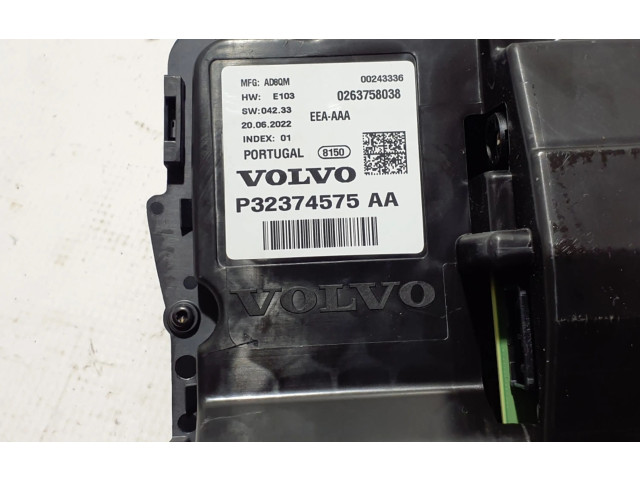 Přístrojová deska  Volvo XC60 2023 32374575  