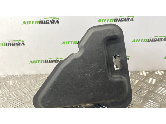 Крышка блока предохранителей 9654937180, 9654937280   Citroen C4 I    