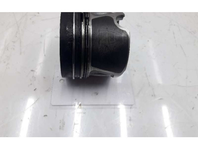 Píst 03L107065G, 03L107065G   Volkswagen Golf VI     