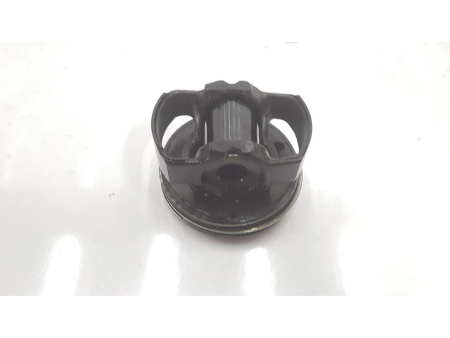Píst 0628V1, 1151CB   Citroen C4 I  pro naftový motor 1.6  