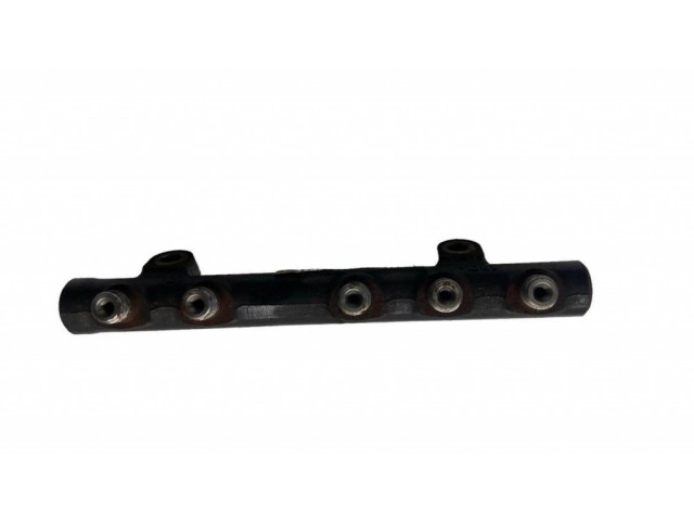 Vstřikovací lišta 9685297580, 122021198   Ford Focus  pro naftový motor 1.6  