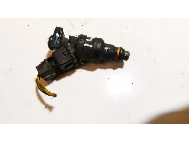 Vstřikovač 3531022010, 9250930006   Hyundai Accent  pro benzínový motor 1.3  