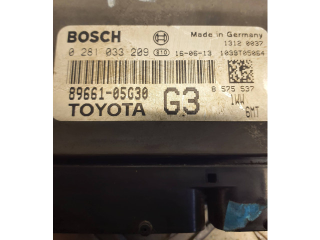 Řídící jednotka 8966105G30, 0281033209   Toyota Avensis T270 2016