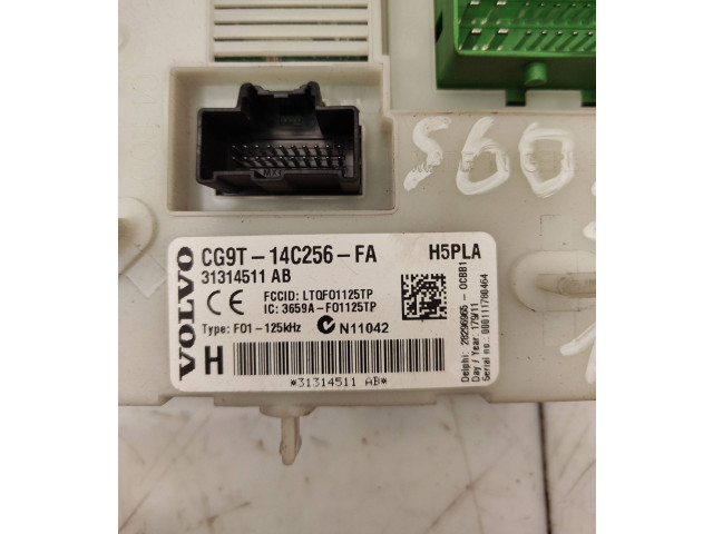   Pojistková skříňka CG9T14C256FA, 31314511AB   Volvo V60 2015