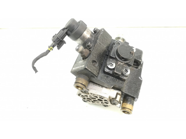 Vstřikovací čerpadlo 331002A420, 0445010206   Hyundai i30  pro naftový motor 1.6  1.6L L4 DOHC 16V 2WD