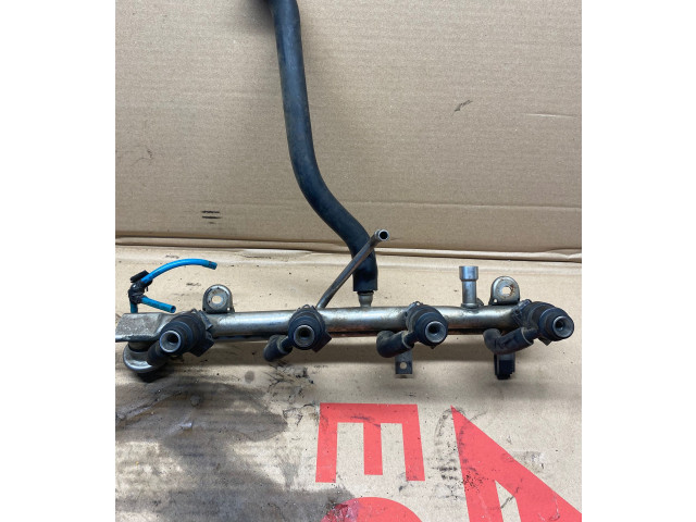 Комплект форсунок 1435910    BMW 3 E46  194E1 