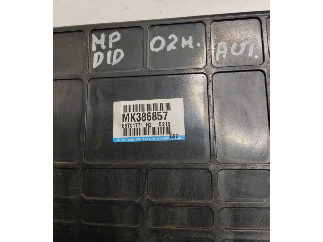 Řídící jednotka MK386857, E6T01771   Mitsubishi Pajero 2001