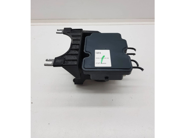 Jednotka ABS A0914310000   Infiniti Q30 2017