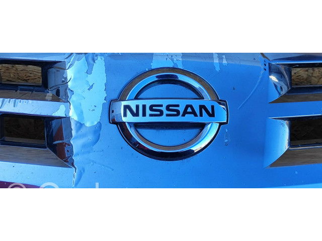 Передняя решётка Nissan Murano Z50 2002-2008 года       