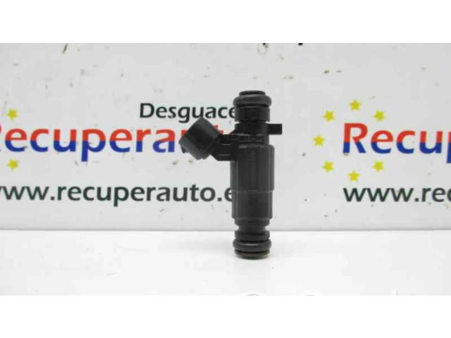 Vstřikovač 3531022600   Hyundai Accent  pro benzínový motor 1.5  
