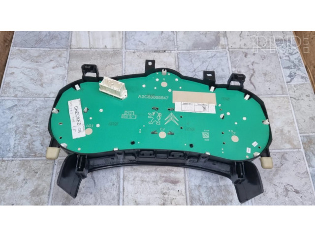 Přístrojová deska  Peugeot 207 CC 2008 9662904680  