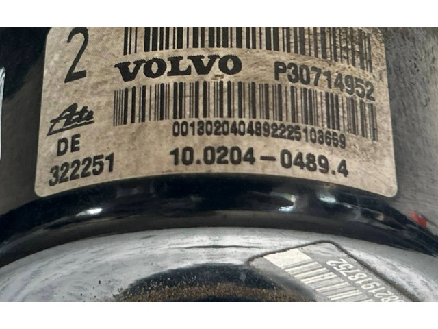 Jednotka ABS 30714956, P30714952   Volvo XC90 2004