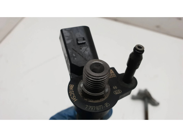 Vstřikovač 7797877   BMW 1 E82 E88  pro naftový motor 2.0 N47d20 