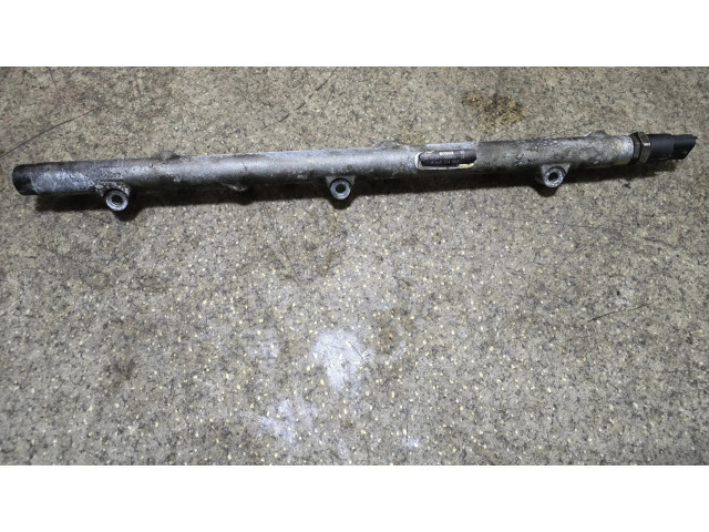 Vstřikovací lišta 0445216002   BMW 5 E39  pro naftový motor 3.0  