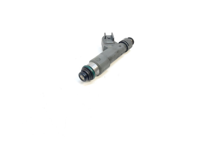 Vstřikovač 8653608   Volvo XC90  pro benzínový motor 4.4  