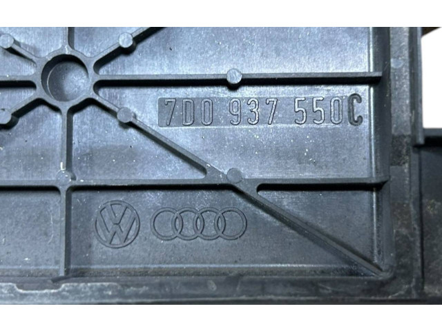 Блок предохранителей 7D0937509, 7D0937550C   Volkswagen Transporter - Caravelle T4    