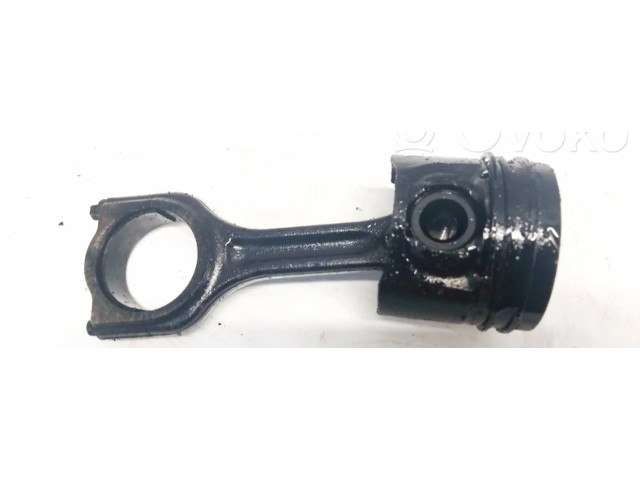 Píst 775L101   Volvo S80  pro naftový motor 1.6  