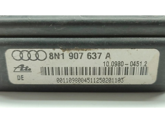Блок управления 8N1907637A   Audi TT Mk1