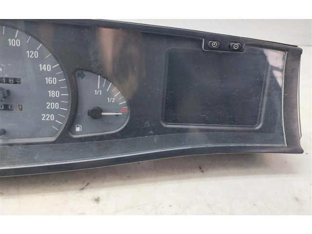Панель приборов 13109657BL   Opel Omega B2       