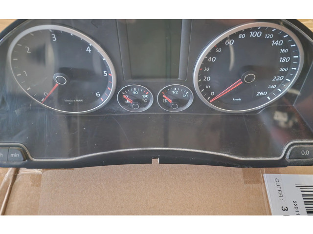 Панель приборов 5N0920870D   Volkswagen Tiguan       