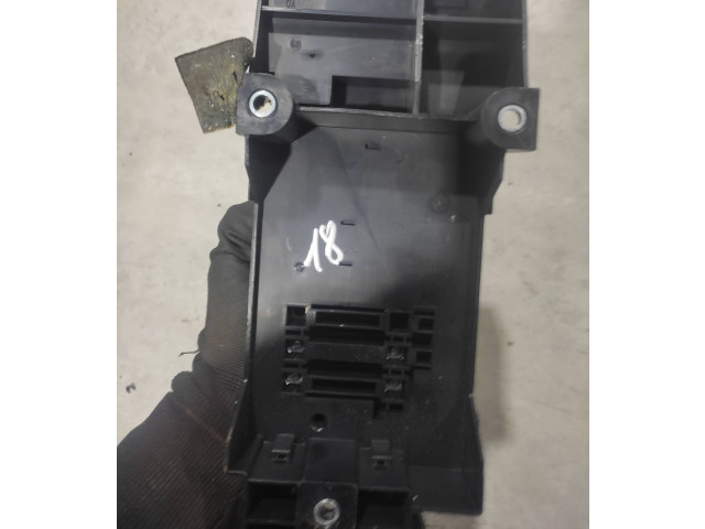 Блок предохранителей G92Z128010, 7A090003   Lexus GS 300 350 430 450H    