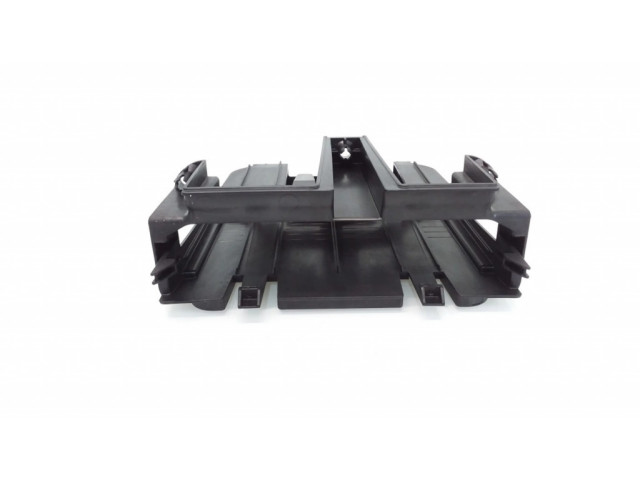 Блок предохранителей 8507703   BMW X3 F25    