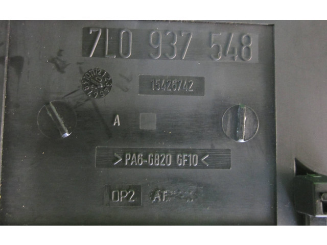   Pojistková skříňka 7L0937548, 15426742   Volkswagen Touareg  2004