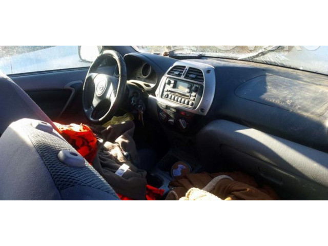Přístrojová deska  Toyota RAV 4 (XA20) 2002 8382142760, 8382142760  