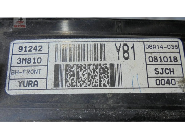 Блок предохранителей  91242-3M810   Hyundai Genesis    